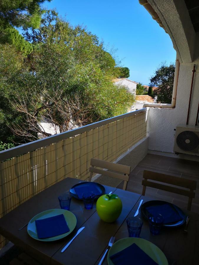 Appartement Sainte-Maxime, Plage De La Nartelle Екстериор снимка