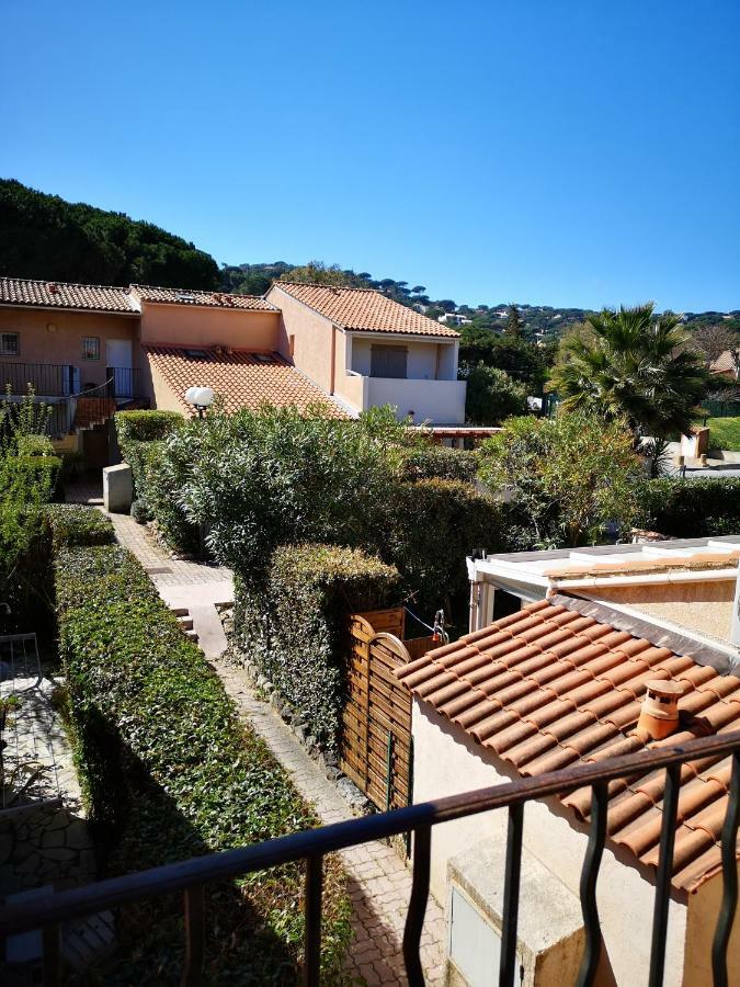 Appartement Sainte-Maxime, Plage De La Nartelle Екстериор снимка