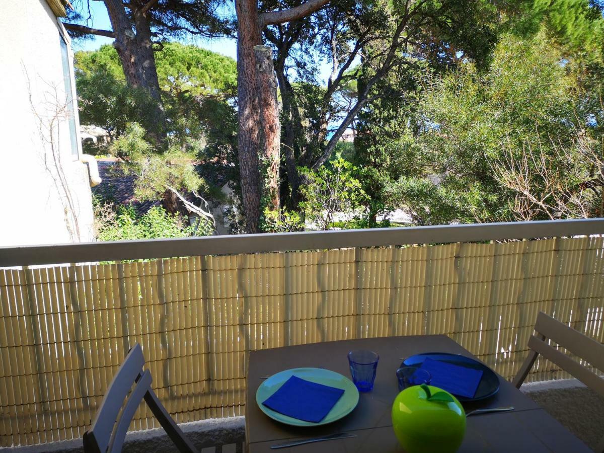Appartement Sainte-Maxime, Plage De La Nartelle Екстериор снимка