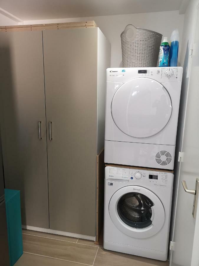Appartement Sainte-Maxime, Plage De La Nartelle Екстериор снимка